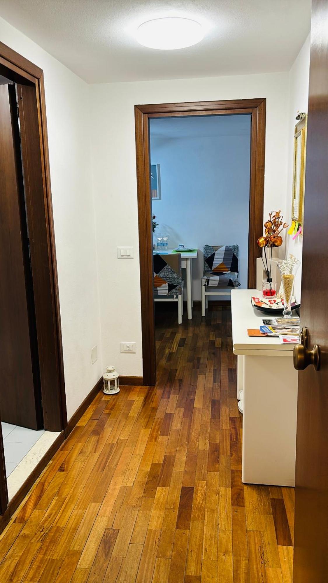 Studio Arena 023091-Loc-04288 เวโรนา ภายนอก รูปภาพ